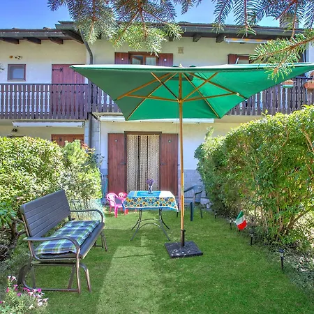Hébergement de vacances Maison Rosamunda For 6 With Garden - Happy Oulx