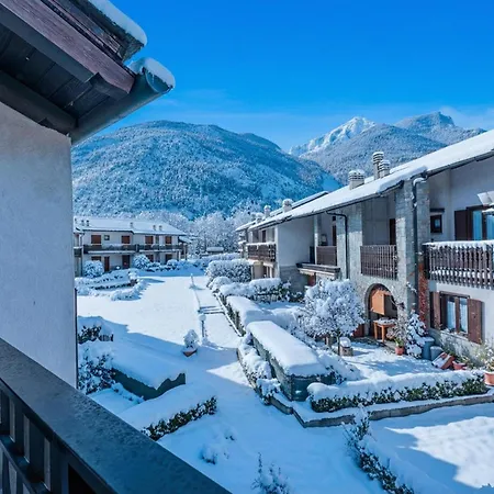 Hébergement de vacances Maison Rosamunda For 6 With Garden - Happy *