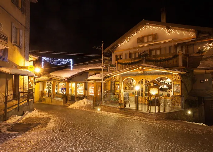 Semesterbostad Maison Rosamunda - Happy